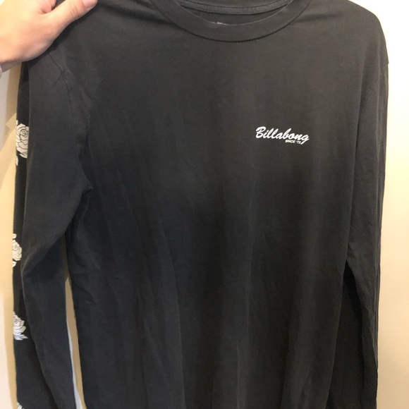 Billabong Long sleeve Small - Picture 3 of 3